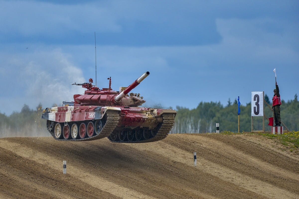 Танковый биатлон